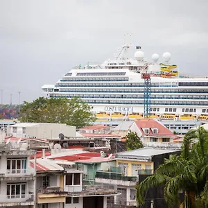 Apartment Boulevard Legitimus, Pointe-a-Pitre (Grande-Terre)